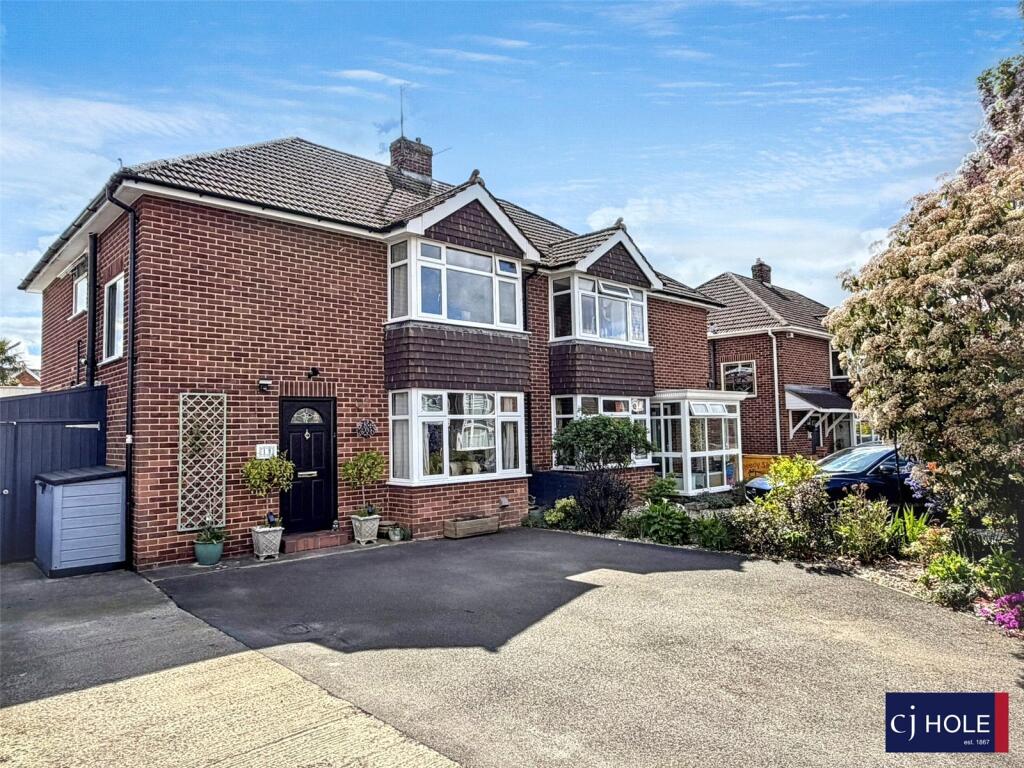 Main image of property: Foxwell Drive, Hucclecote, Gloucester, GL3