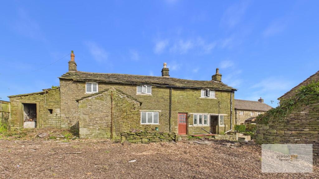 3-bed detached on Hawkshaw Lane, Hawkshaw, Bury, £400,000