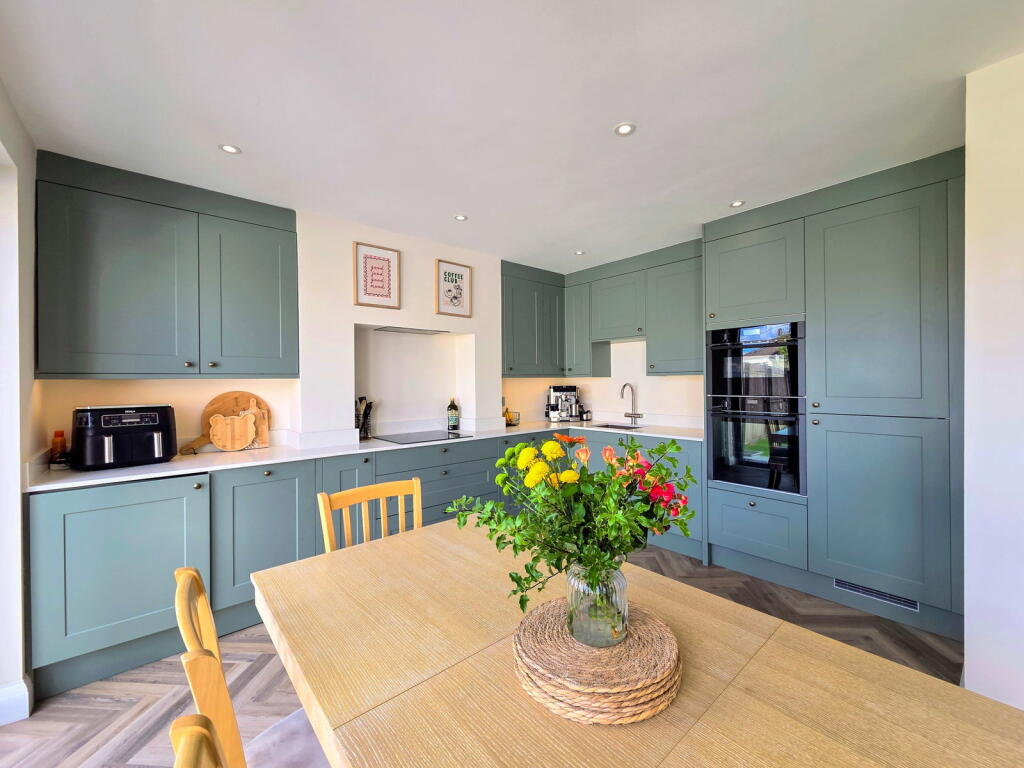 House in Plymouth - View 5