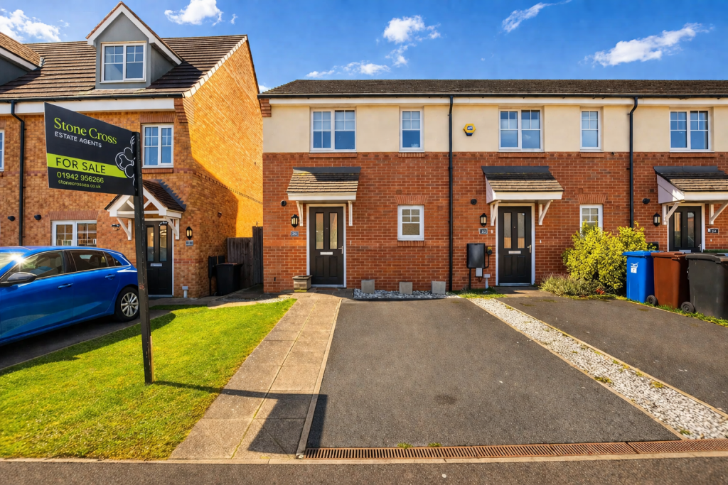 Main image of property: East Meadow Close, Warrington, WA3 3YN