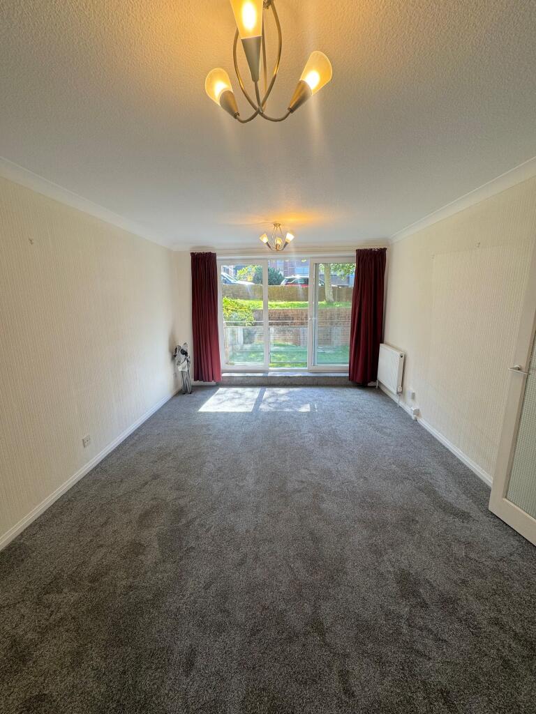 Apartment in Hove, Brighton and Hove - View 3