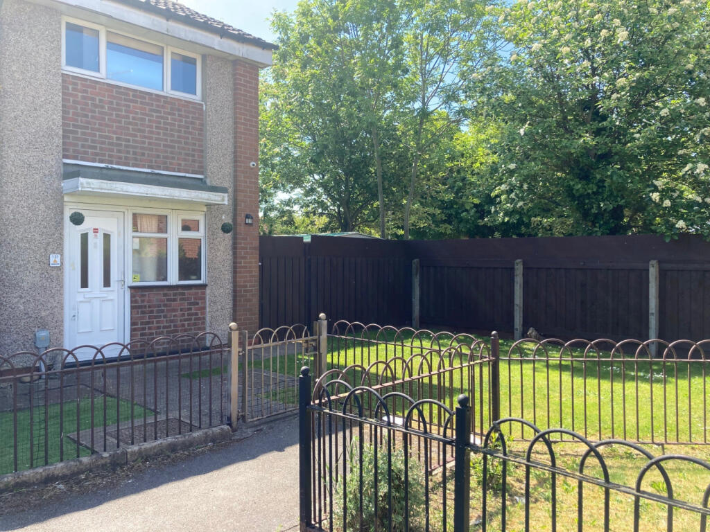 Main image of property: Bransholme, HU7