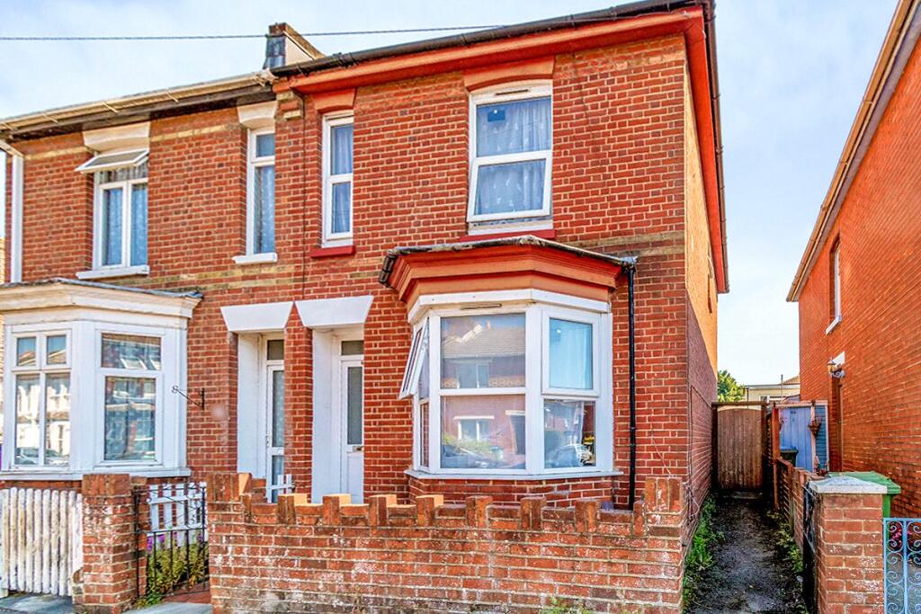 Main image of property: Grove Road, Southampton, Hampshire, SO15