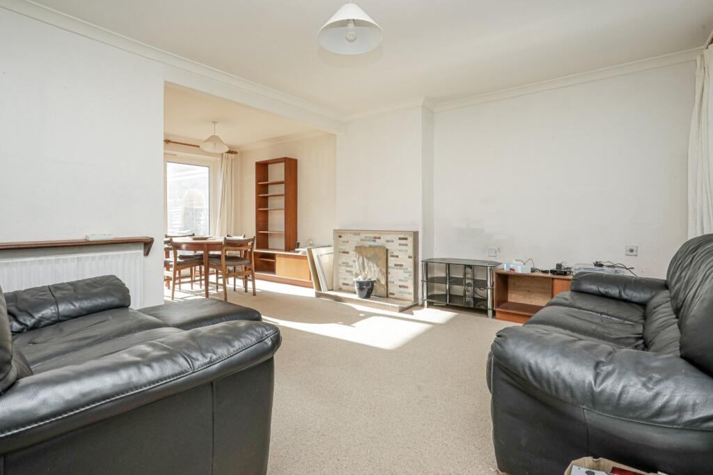 House in Ashford, Kennington - View 5