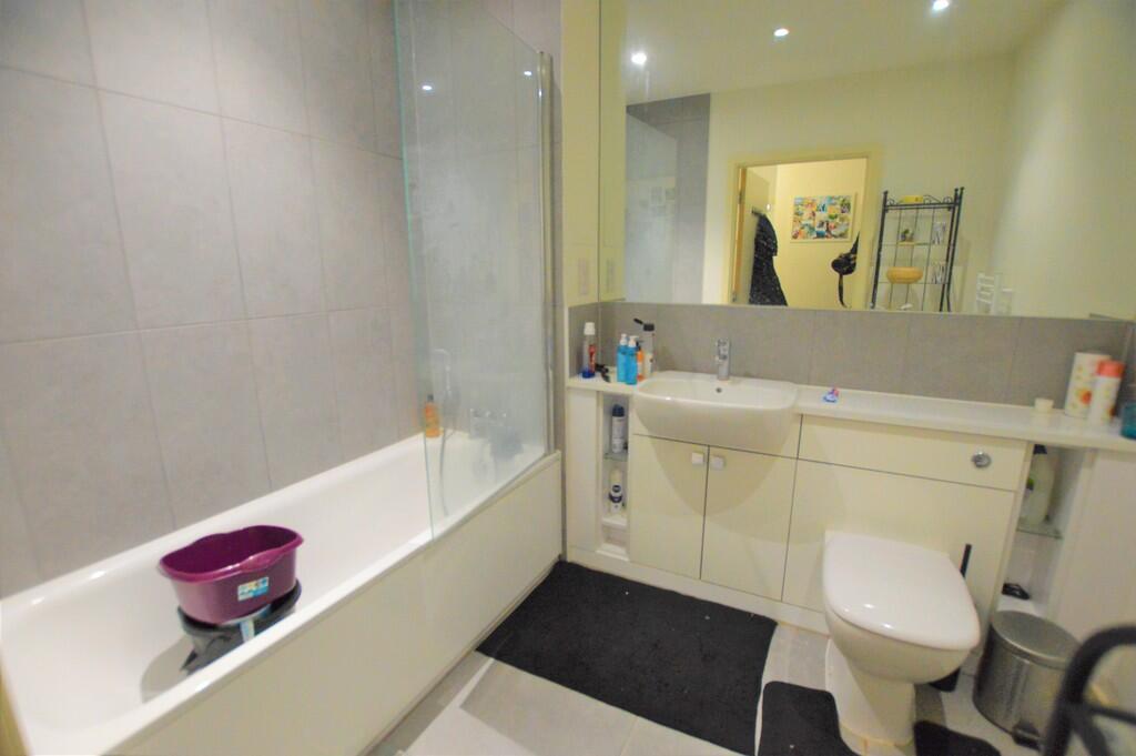 Salisbury Road, Southall photo 4
