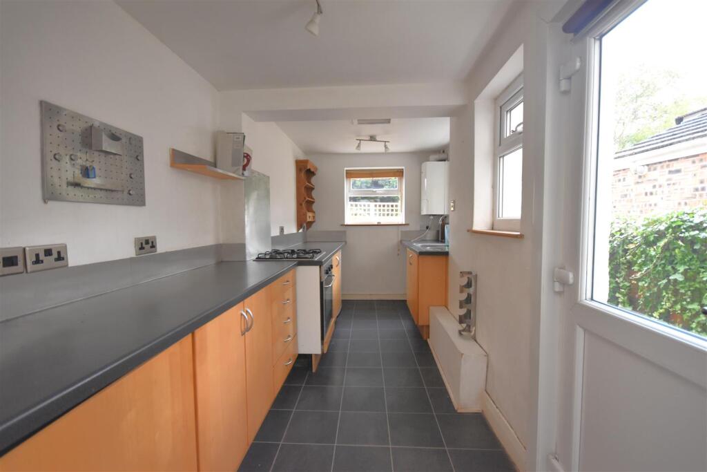 House in Neston, Cheshire West and Chester - View 4