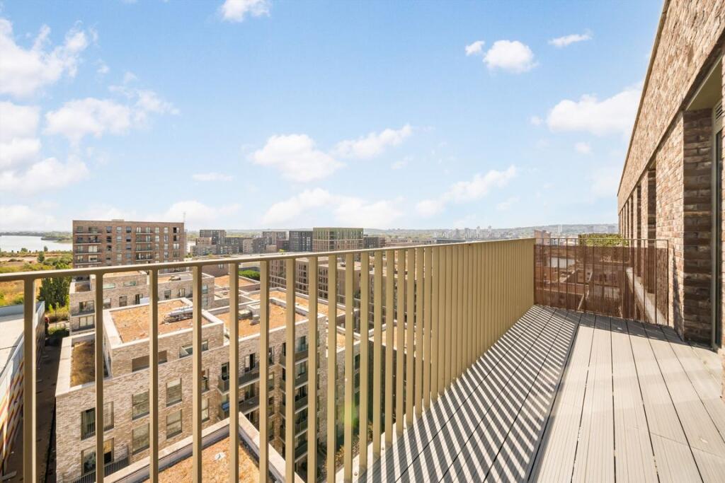 Apartment in London - More