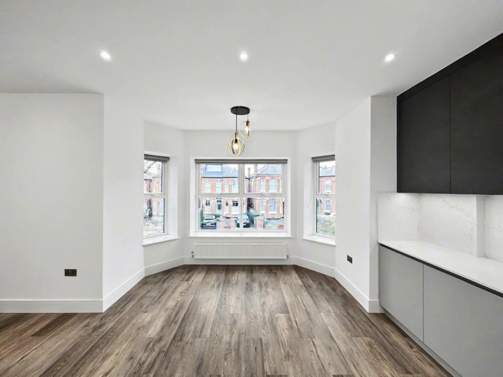 Main image of property: Flat 2, Walm Lane, Willesden Green, London, NW2