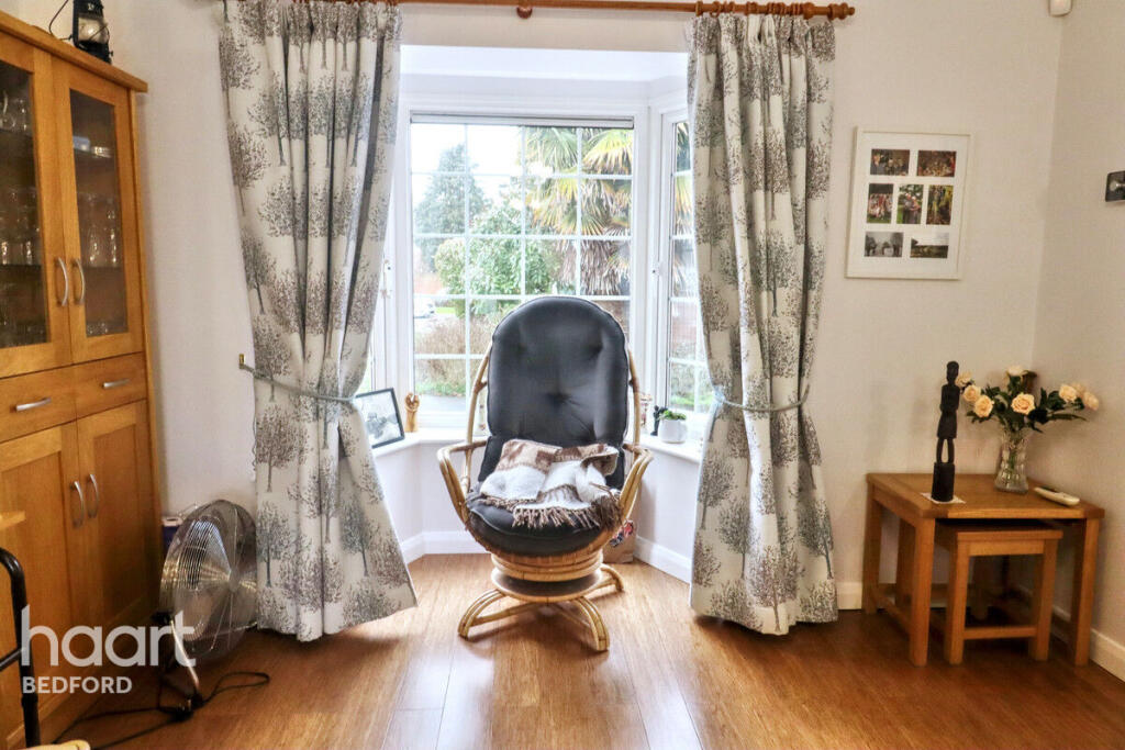 4-bed detached on Plough Close, Bedford, £625,000