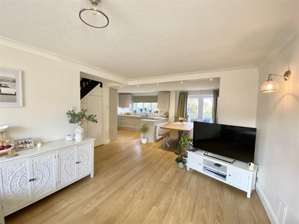 22 Hanley Lane, Bayston Hill, Shrewsbury SY3 0JN photo 2