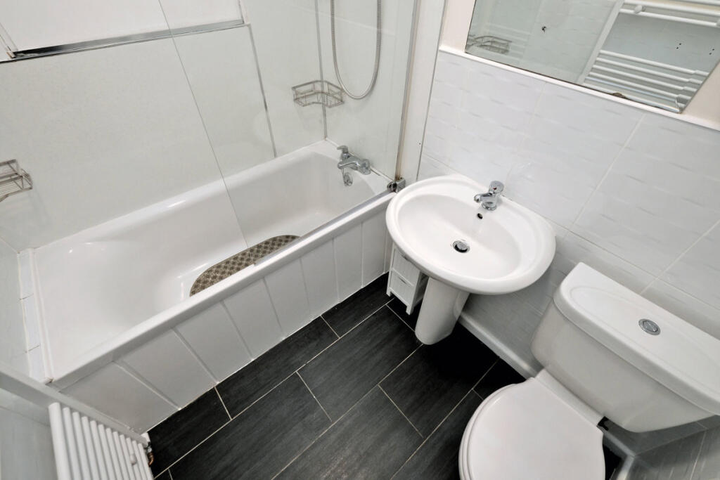 Apartment in Aberdeen - More