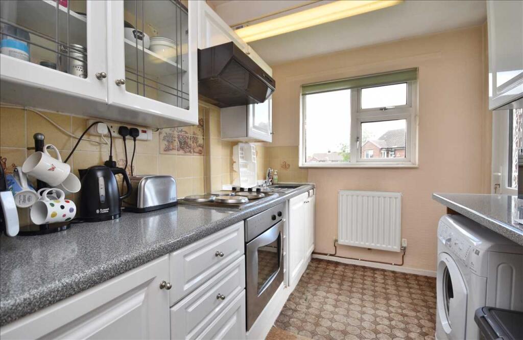 Apartment in Chorley, Eaves Green - View 4
