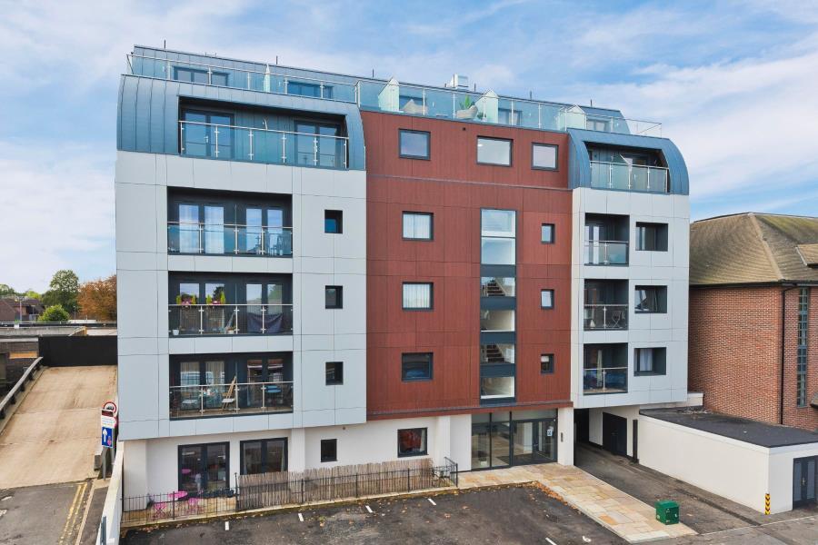 Main image of property: West Byfleet, Surrey, KT14 