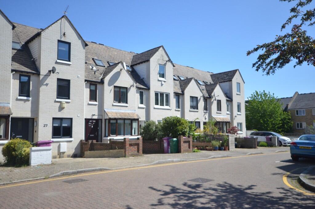 Main image of property: Rainbow Avenue, London, E14