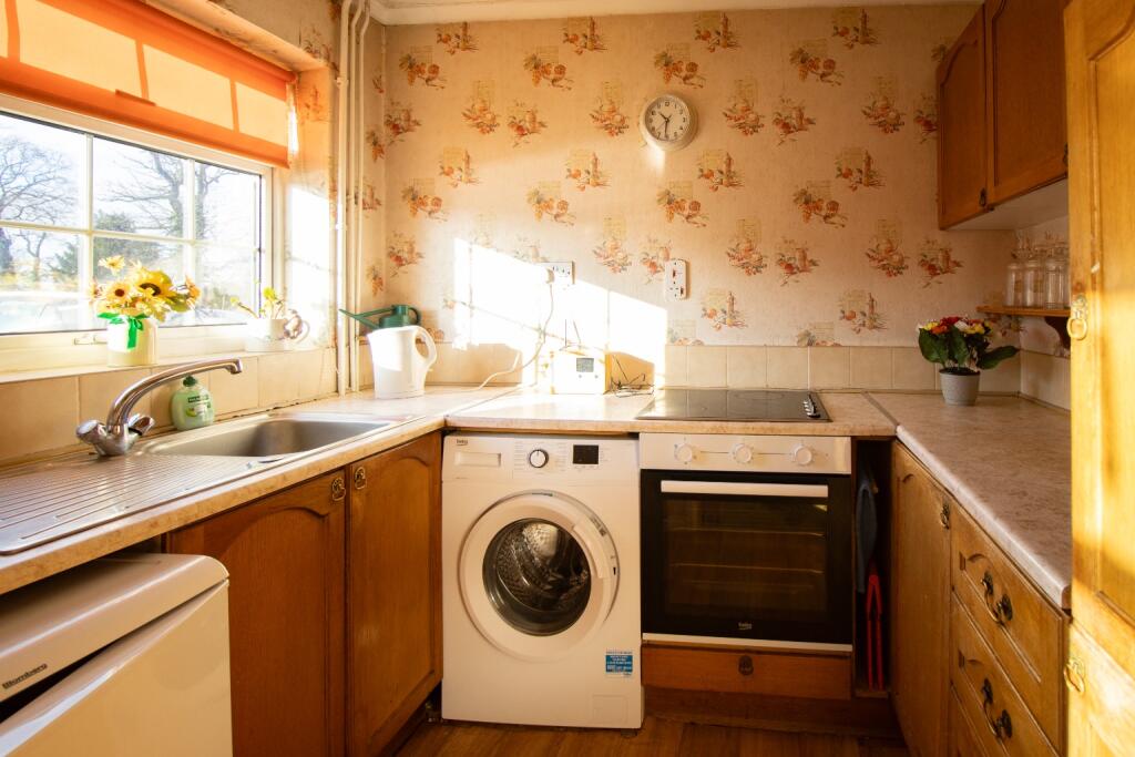 College Drive, Heacham, King's Lynn, Norfolk, PE31 photo 4
