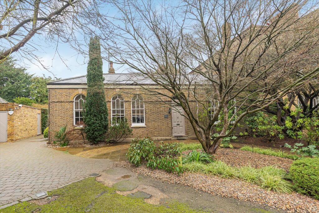 Main image of property: Ham Common, Richmond TW10