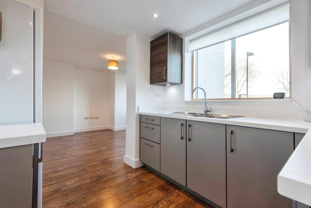 Apartment in Stevenage - View 4