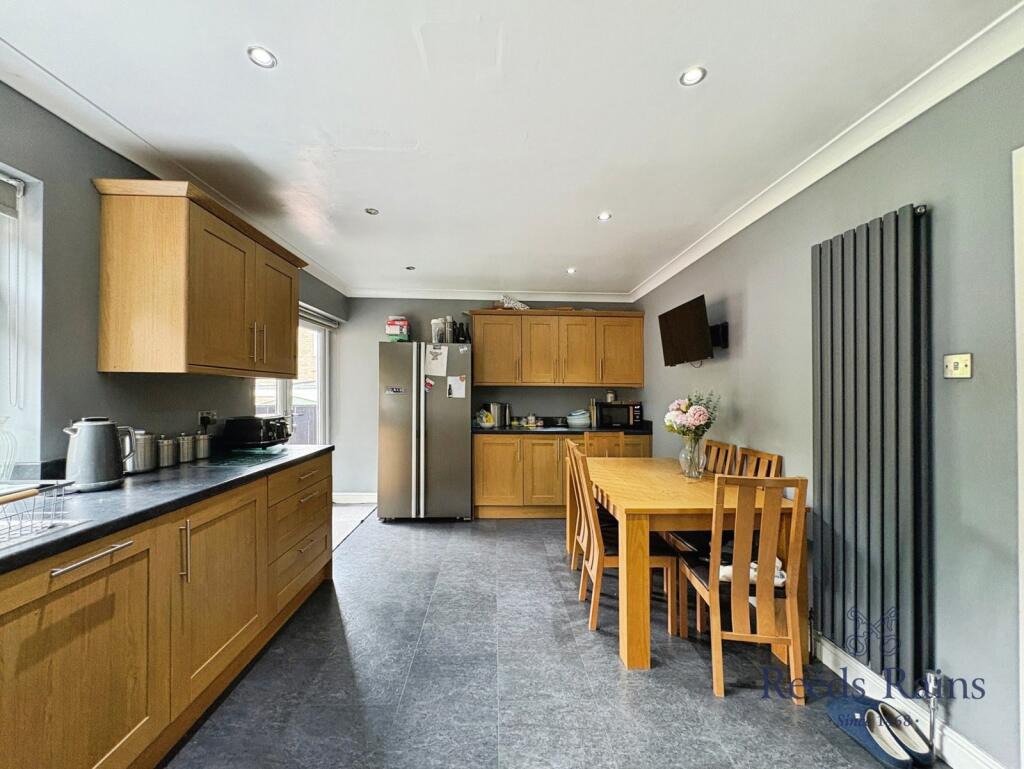 House in Newcastle upon Tyne, Blakelaw and North Fenham - View 3