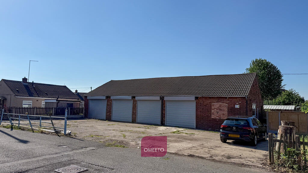 Main image of property: 106 Oversetts Road, Newhall, Swadlincote, Derbyshire, DE11 0SN