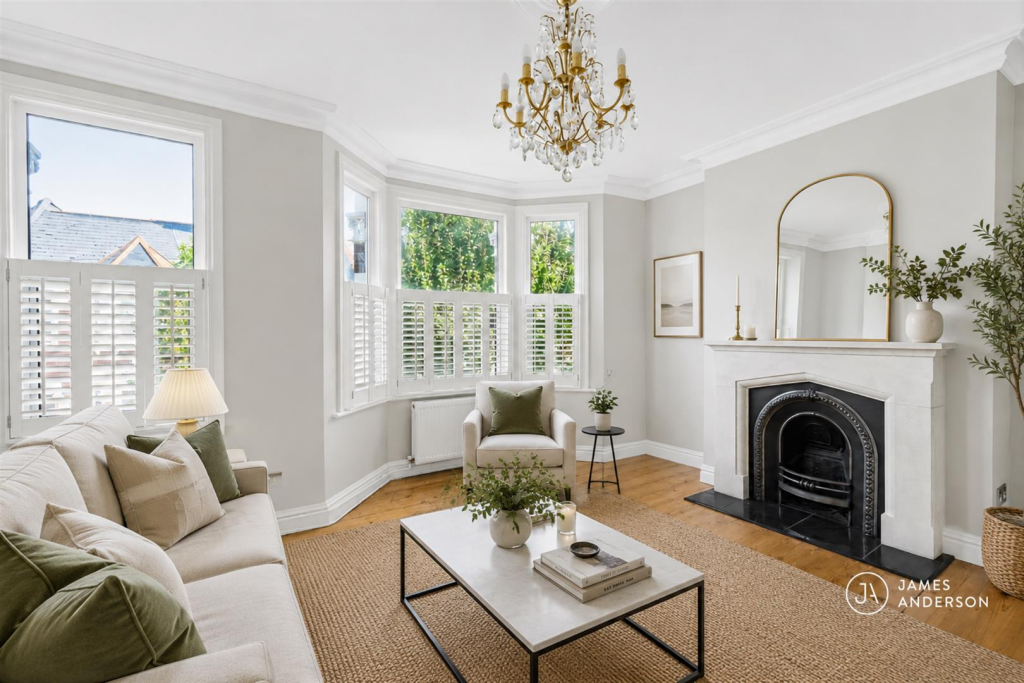 Apartment in London - View 3