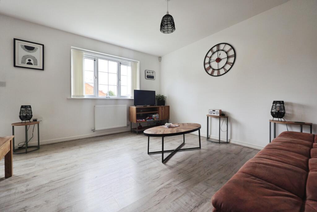 House in North Kesteven, Waddington - More