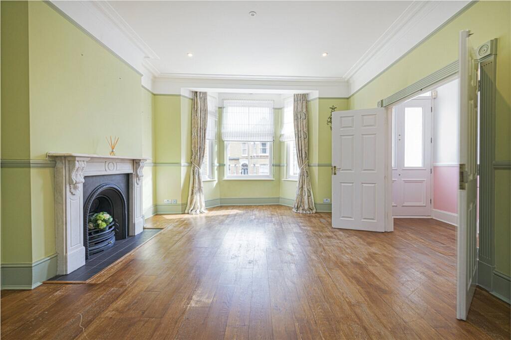 House in London - View 5