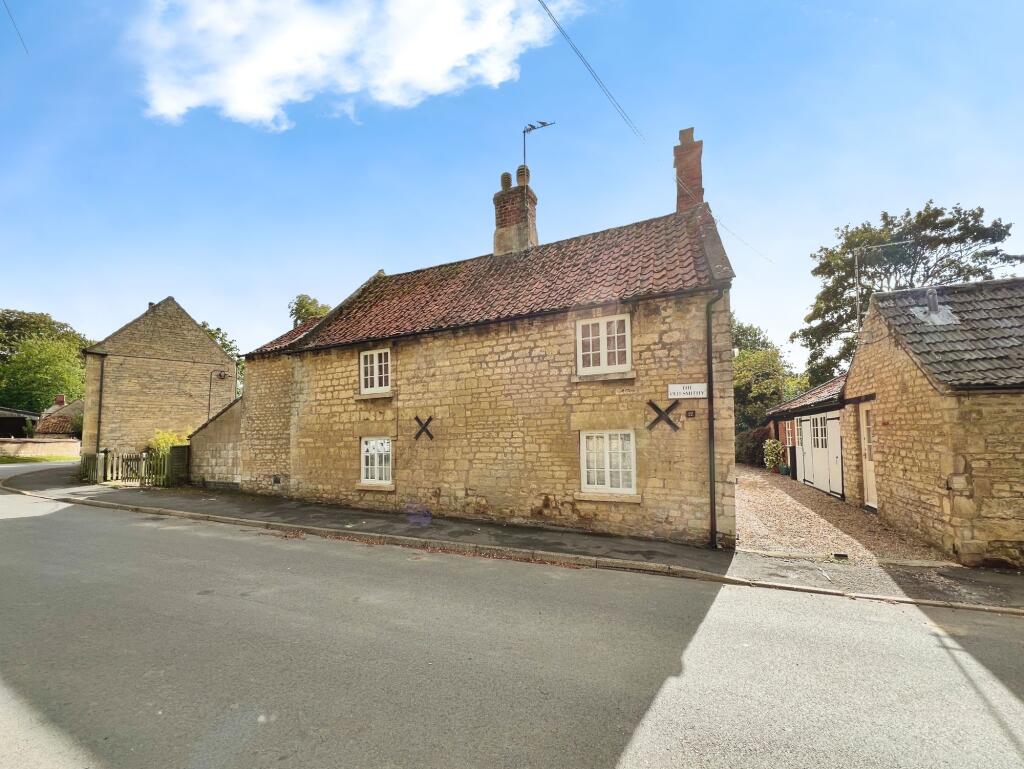 3-bed detached on 12 Church Street, Corby Glen, NG33, £350,000
