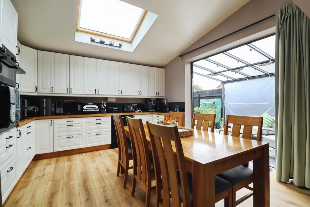 House in Cardiff - View 4