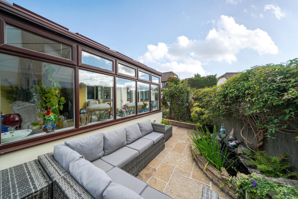House in Torquay - More