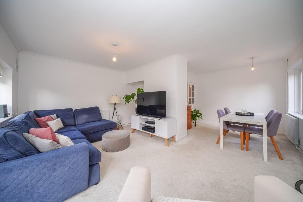 House in Dacorum, Hertfordshire - View 3