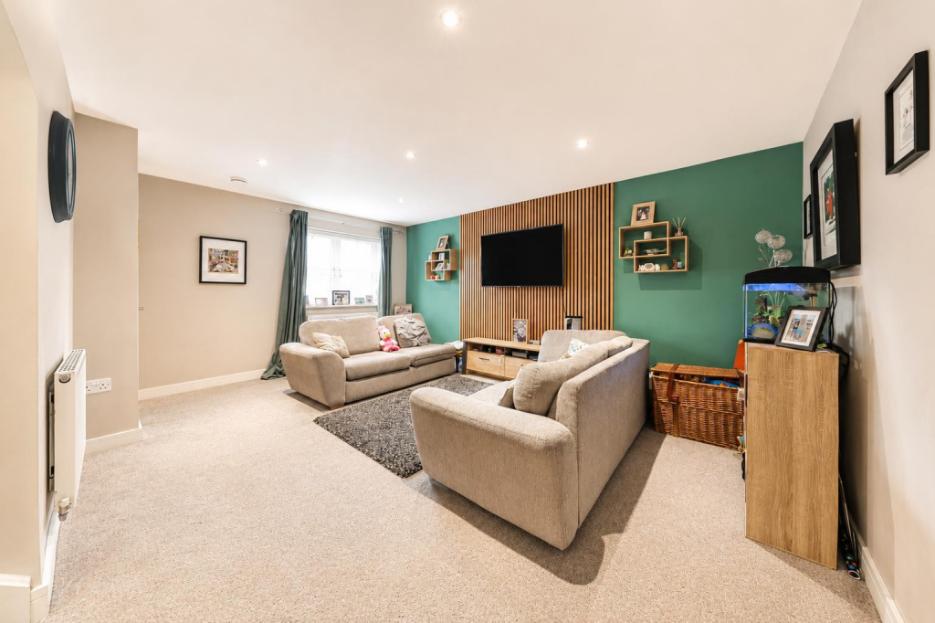 House in Brandesburton, East Riding of Yorkshire - View 2