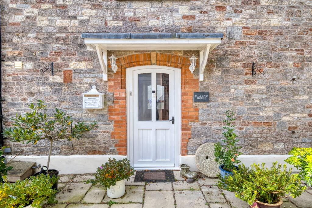 Additional image 21 of Wells