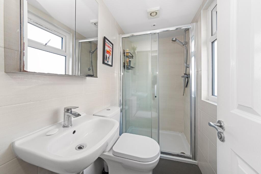 Ivanhoe Road, London, SE5 - View 5