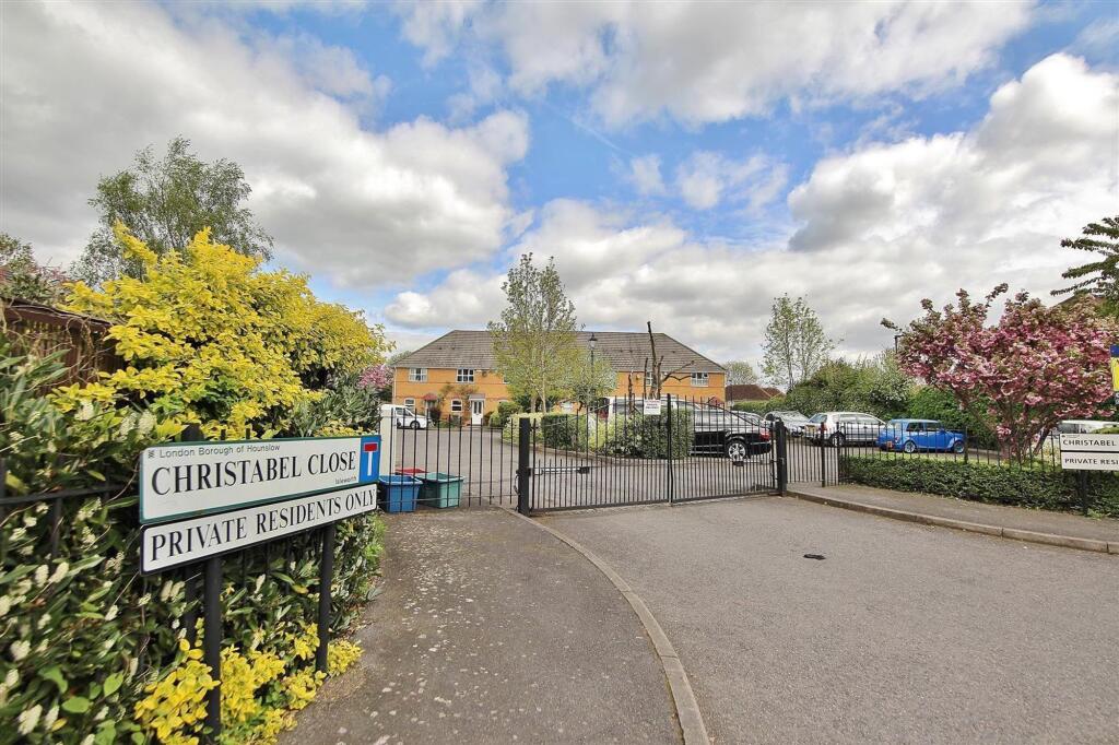 Property photo 8