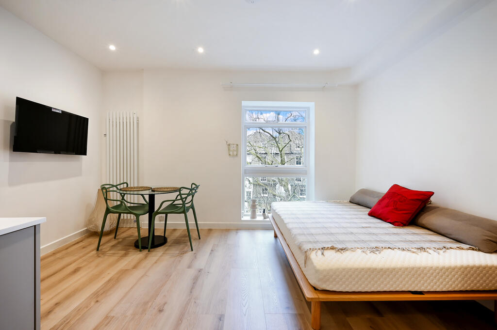 Main image of property: Kensington Gardens Square, W2