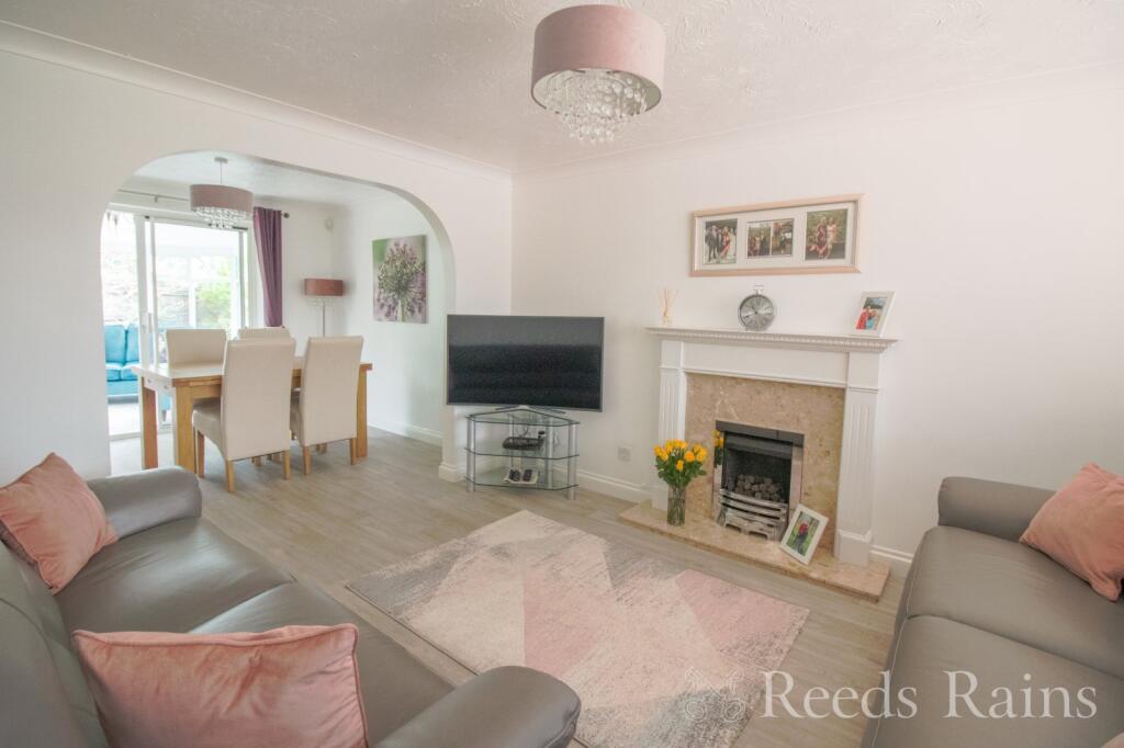 Coventry Avenue, Great Sutton, Ellesmere Port, Cheshire, CH66 photo 2