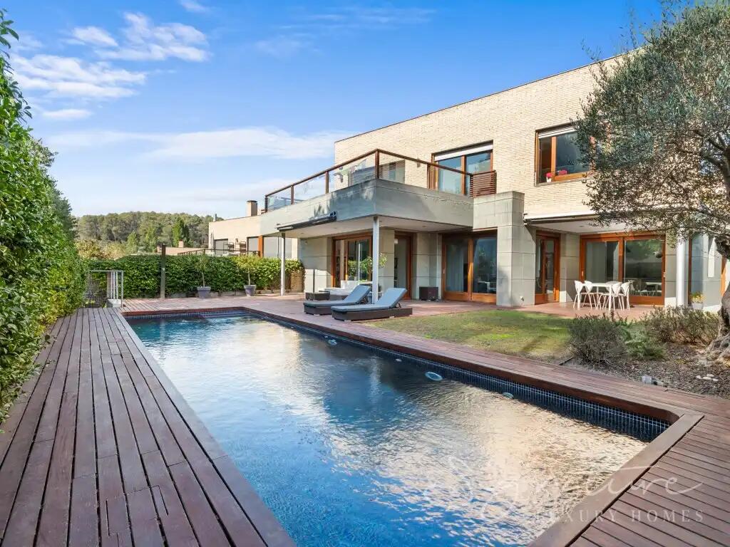 Main image of property: Catalonia, Barcelona, Sant Cugat del Vallès