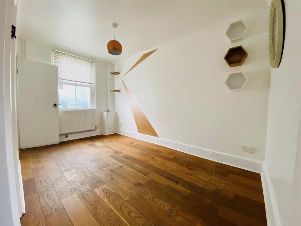 Main image of property: Dickensons Place, SE25