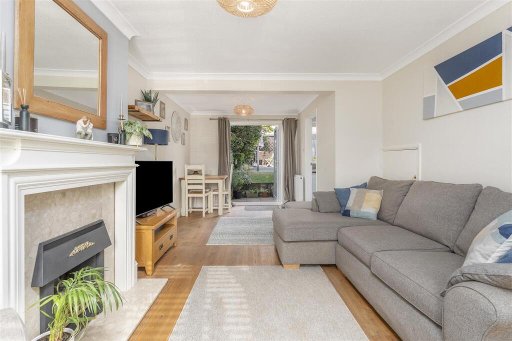 Kensington Close, Kings Sutton photo 4