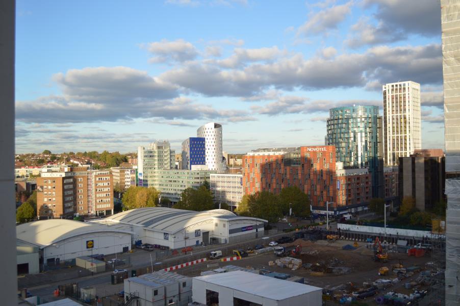 Apartment in Harrow - More