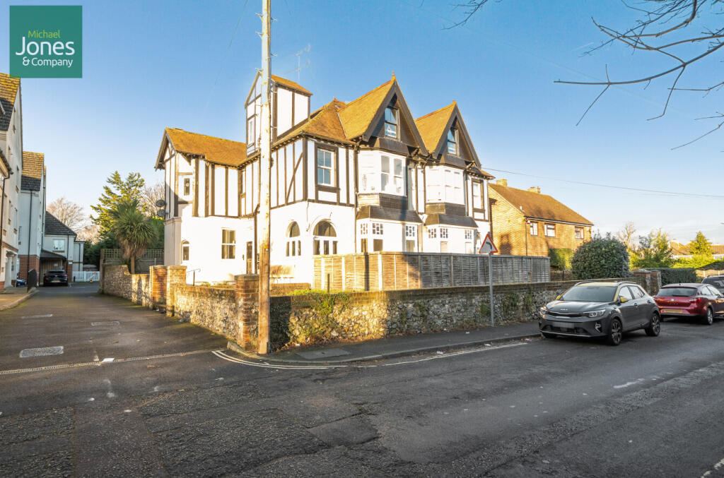 Main image of property: Upper Bognor Road, Bognor Regis, PO21