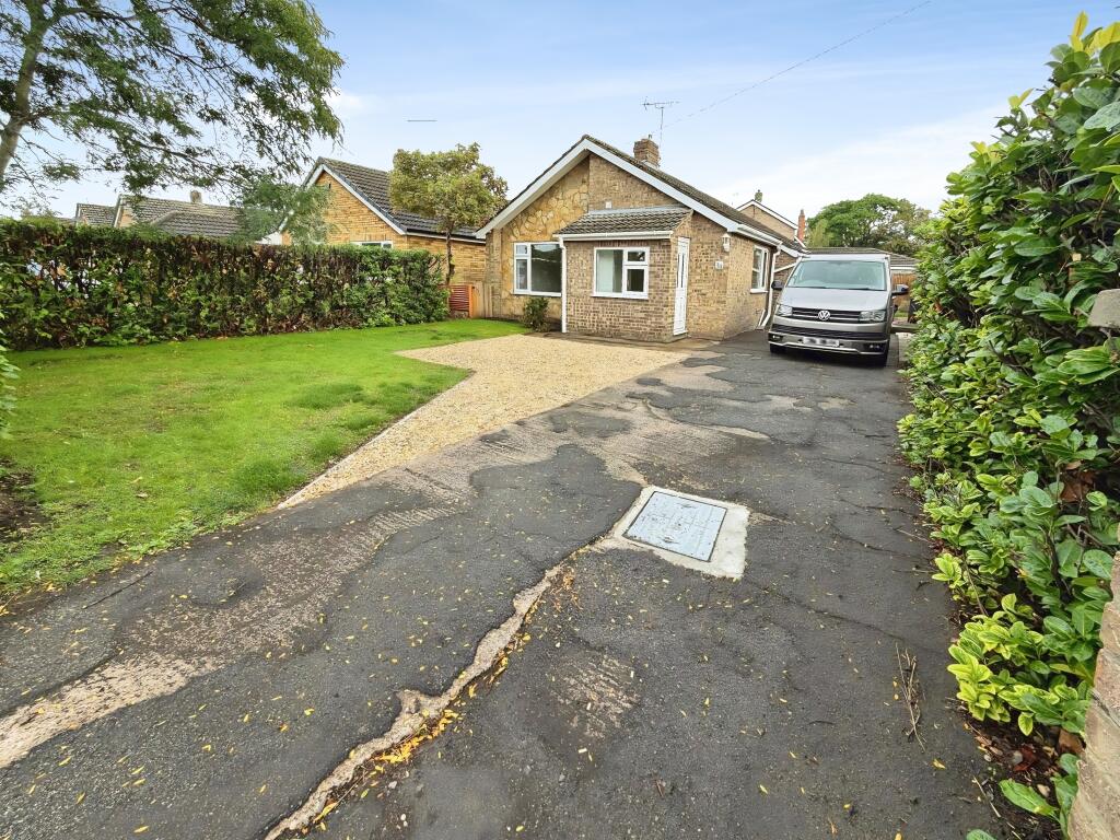 House in West Lindsey, Saxilby, Saxilby with Ingleby CP - View 2