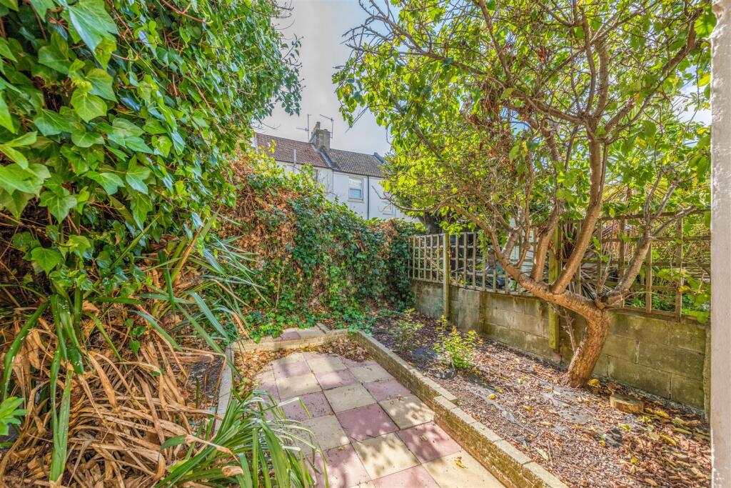 Property photo 11