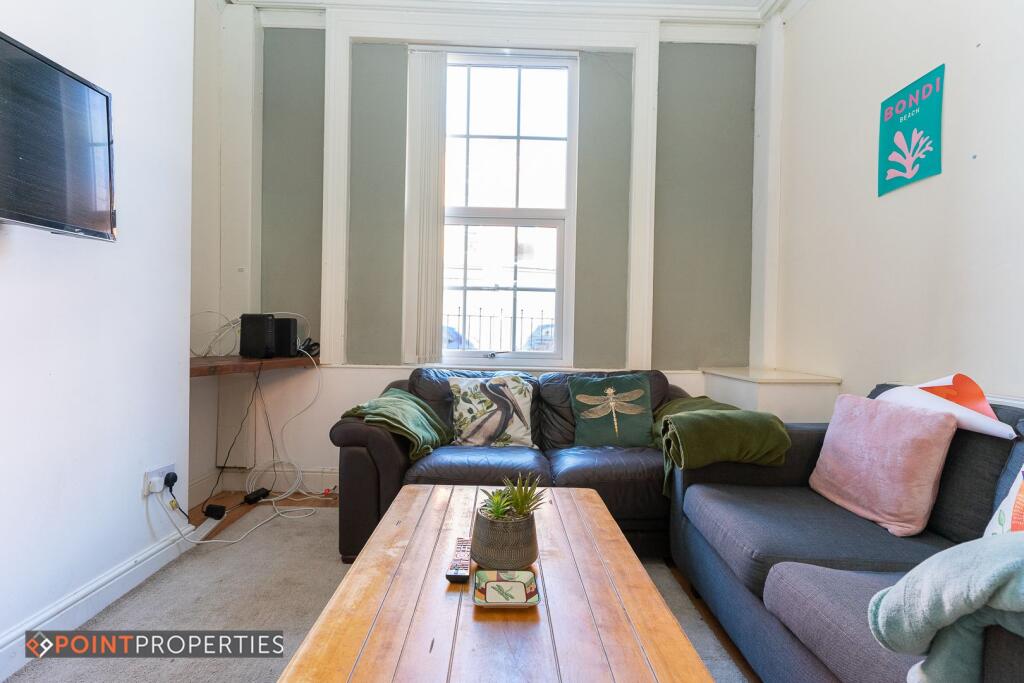House in Liverpool, Victoria Park, Wavertree - View 2