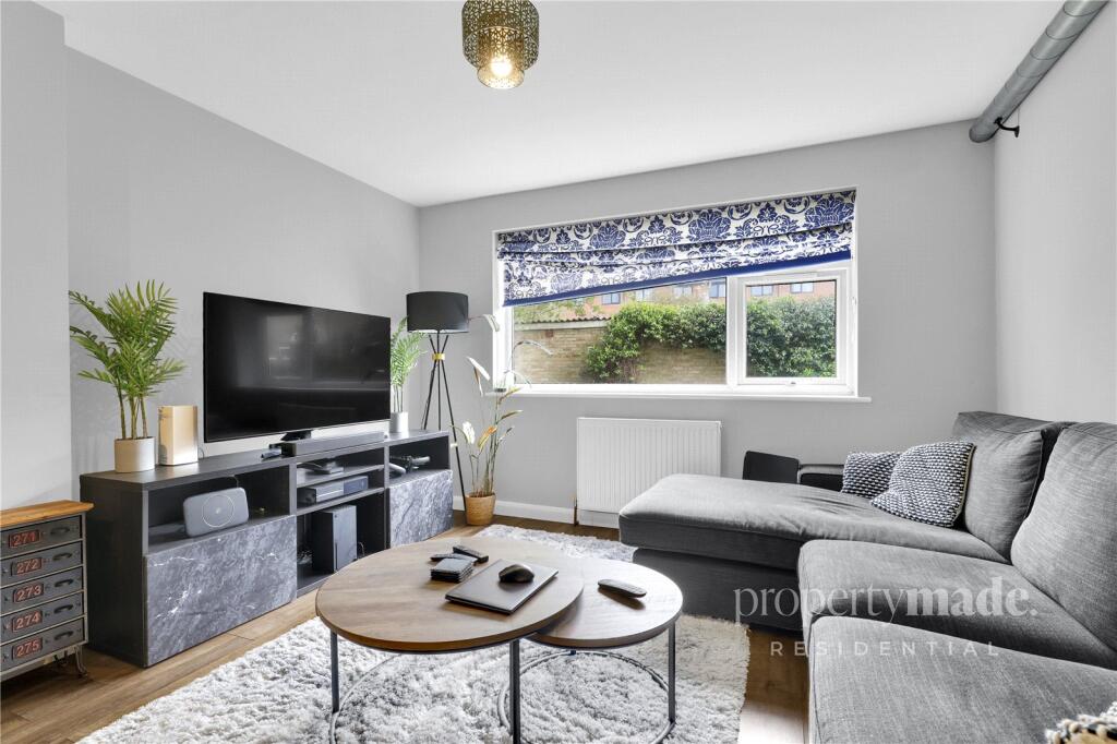 Main image of property: Davmor Court, Boston Manor Road, Brentford, TW8