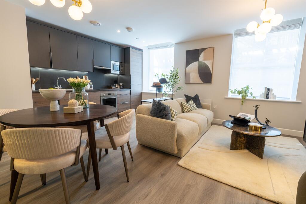 Apartment in Aylesbury, Buckinghamshire - View 4