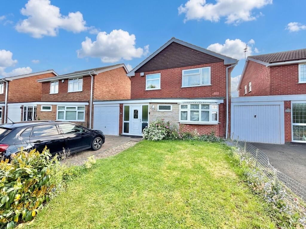 Main image of property: Pallett Drive, Nuneaton, CV11