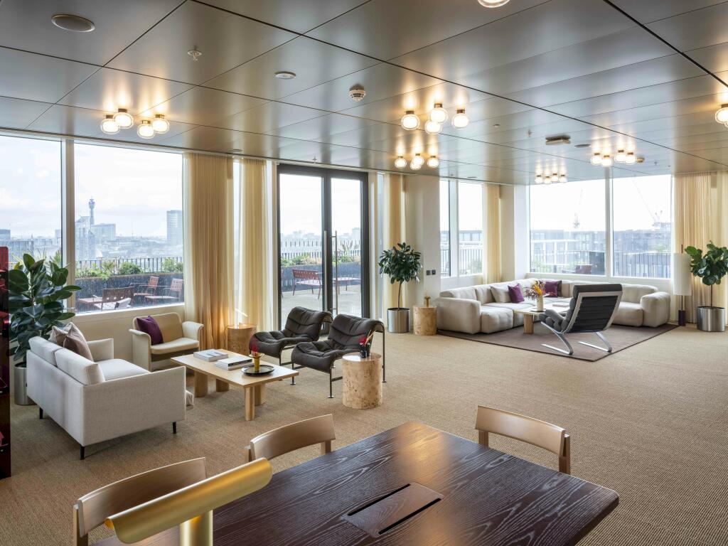 Jellicoe Bdg94HDR.jpg