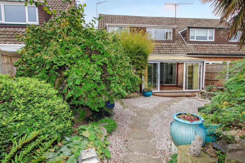 Stock Road, Billericay photo 2