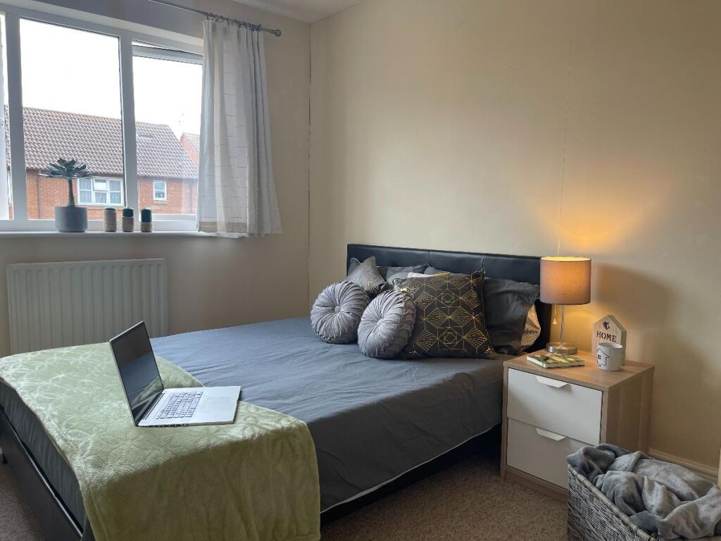 Main image of property: Room 2, Sovereign Place, Apollo Way, CB4